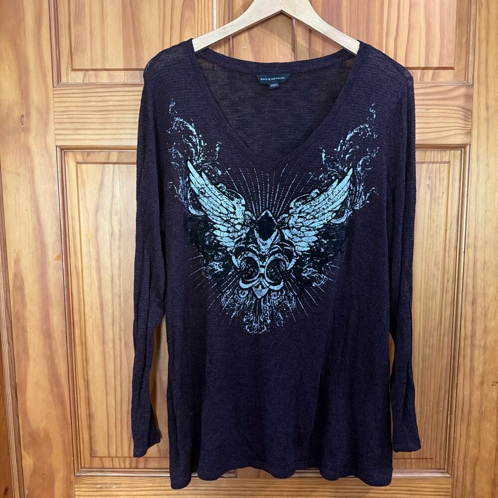 ROCK & REPUBLIC Women's Purple Knit Top with Wing Graphic Size 0X